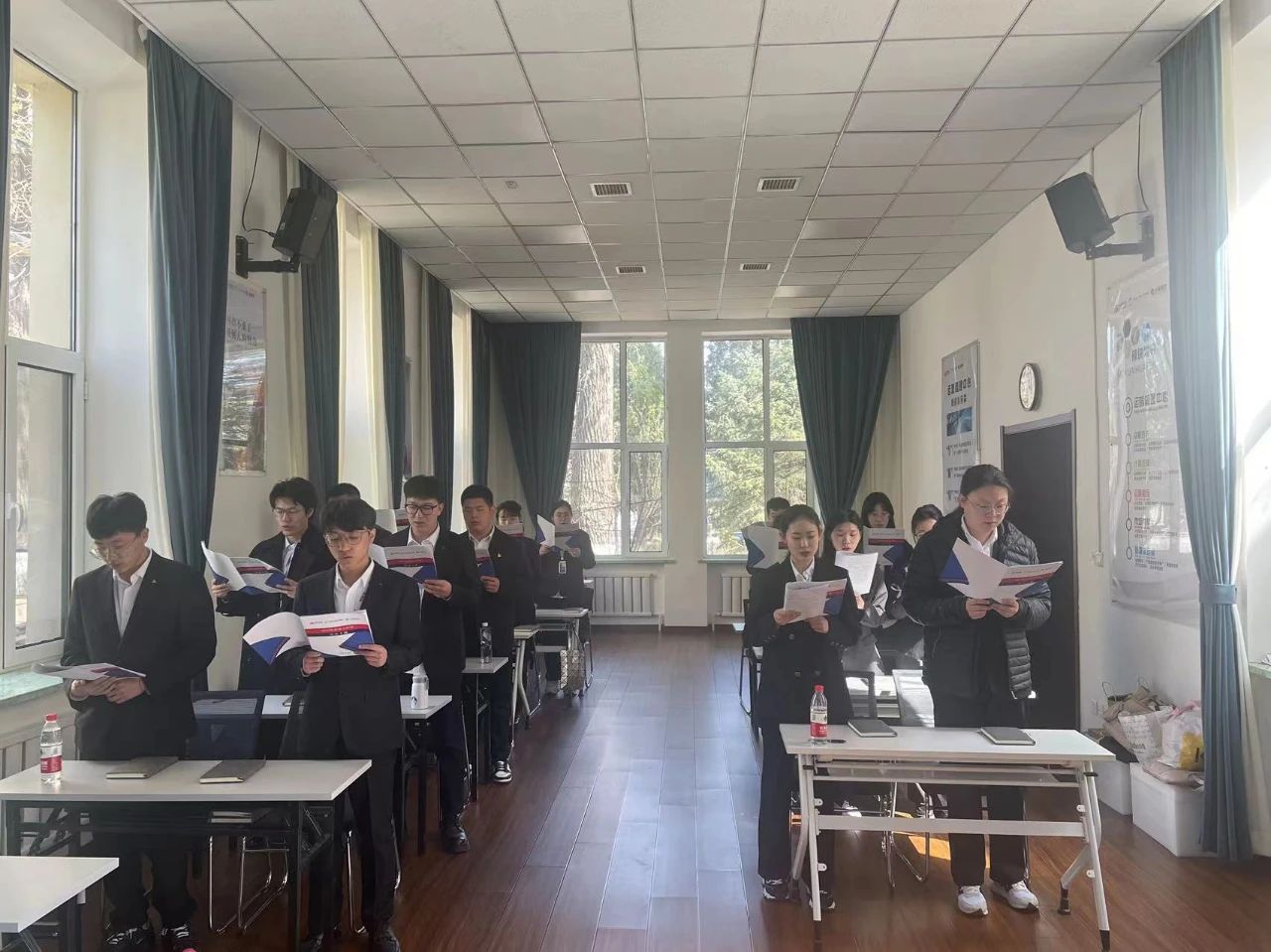 学习新知识，感悟新内涵——极速电竞比分网、温泉集团、公服集团新生培训迎来阶段性成果